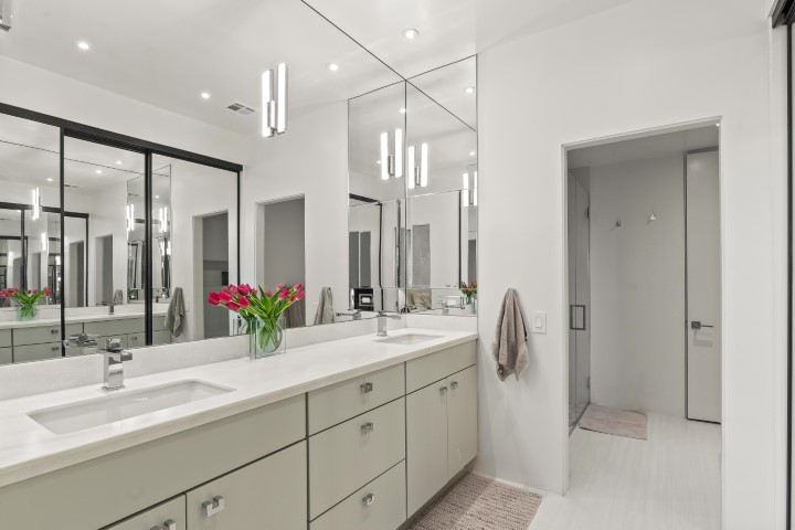 10201 Lakeview Dr - Mission Hills Country Club - Image# 28
